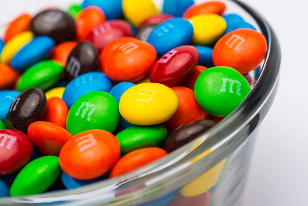 В Швеции запретили продажу M&M's