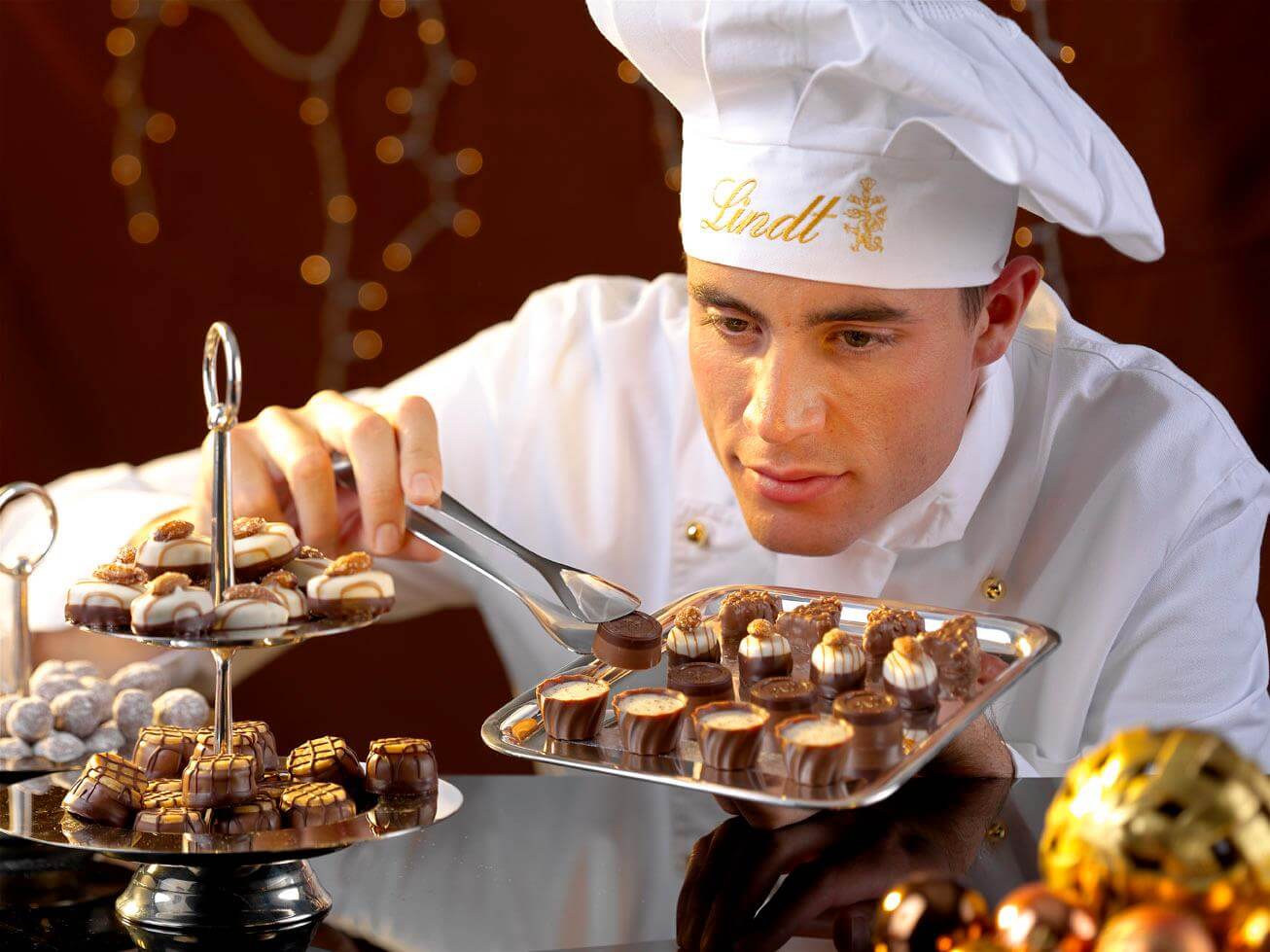 Швейцарская компания Lindt откроет первый шоколадный бутик в России