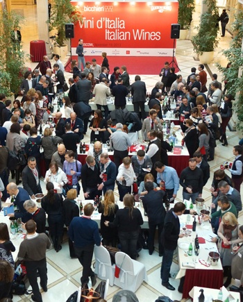 Лучшие вина Италии представит в Москве издательский холдинг Gambero Rosso