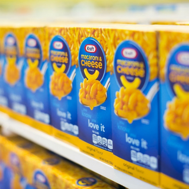 Kraft уберет искусственные красители из макарон с сыром