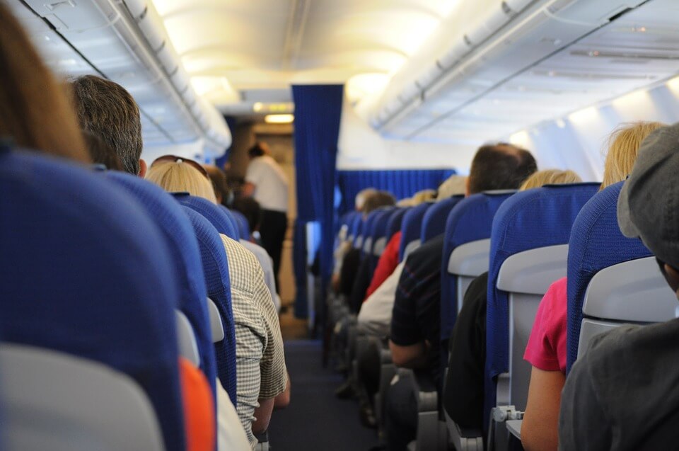 В самолетах могут запретить алкоголь