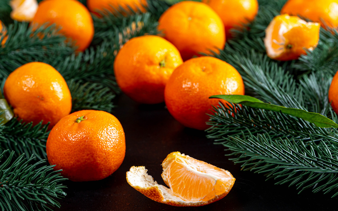 СберМаркет: в новогодние праздники россияне заказали рекордное количество мандаринов